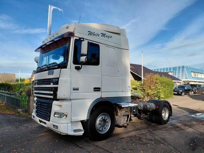 DAF XF 95.430 4x2 MANUAL ZF GEARBOX !! EURO 3 Engine !! - Trækker: billede 1 DAF XF 95.430 4x2 MANUAL ZF GEARBOX !! EURO 3 Engine !! - Trækker: billede 1