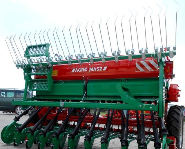 AGRO-MASZ SR-250 / SEMBRADORA - Såmaskine: billede 1 AGRO-MASZ SR-250 / SEMBRADORA - Såmaskine: billede 1