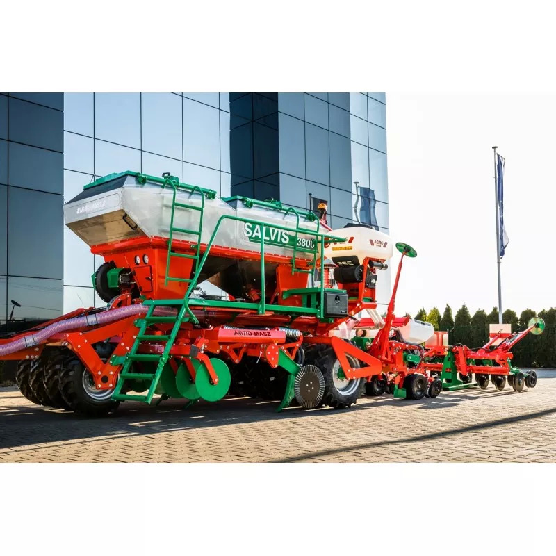 AGRO-MASZ Siewnik pneumatyczny do uprawy pasowej SLAVIS - Såmaskine: billede 1 AGRO-MASZ Siewnik pneumatyczny do uprawy pasowej SLAVIS - Såmaskine: billede 1
