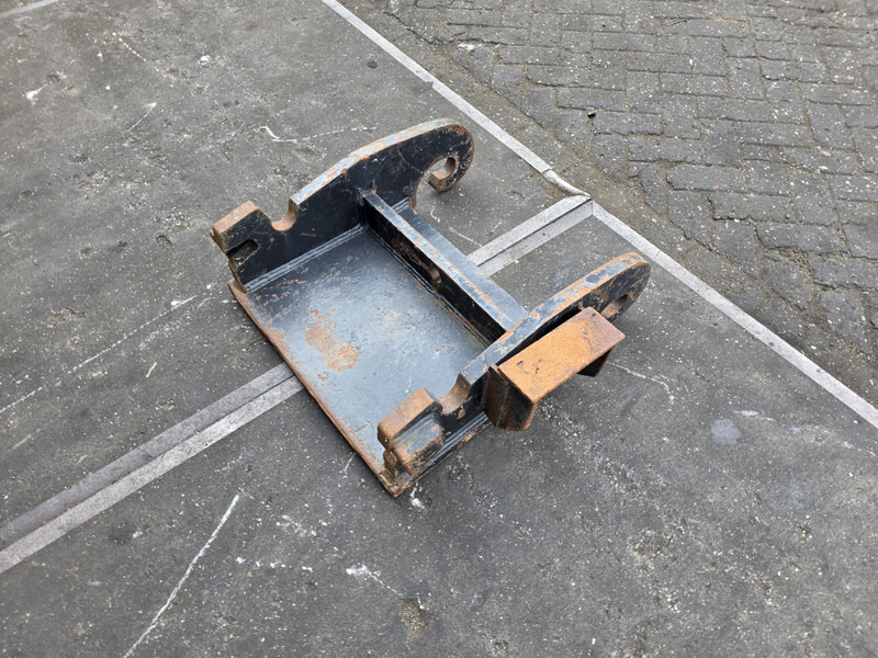 Kopplaat cw30 cw 40 adaptorplate cw30 cw40 - Hurtigskift for Entreprenørmaskin: billede 3 Kopplaat cw30 cw 40 adaptorplate cw30 cw40 - Hurtigskift for Entreprenørmaskin: billede 3