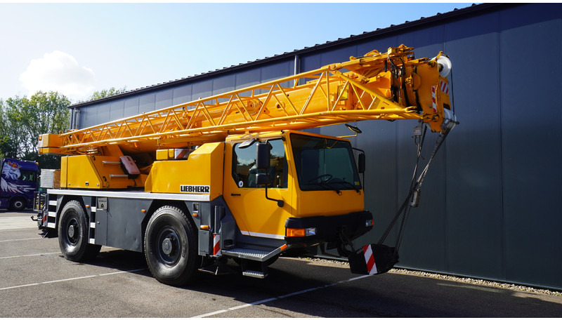 Liebherr LTM 1030-2.1 WITH JIB - Lastbil med kran: billede 3 Liebherr LTM 1030-2.1 WITH JIB - Lastbil med kran: billede 3