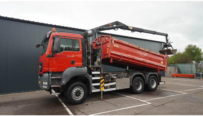 MAN TGS 28.400 6X6 2 SIDE TIPPER WITH HMF 1643 CRANE 376.400KM - Lastbil med kran: billede 3 MAN TGS 28.400 6X6 2 SIDE TIPPER WITH HMF 1643 CRANE 376.400KM - Lastbil med kran: billede 3