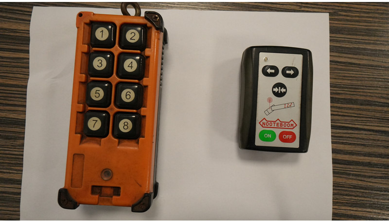 Nooteboom 3 AXLE SEMI LOW LOADER 670CM EXTENDABLE - Nedbygget platform sættevogn: billede 5 Nooteboom 3 AXLE SEMI LOW LOADER 670CM EXTENDABLE - Nedbygget platform sættevogn: billede 5