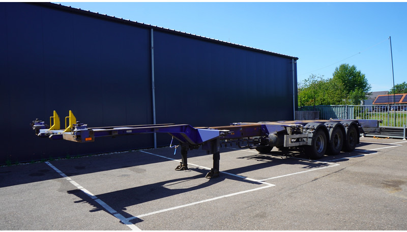 Pacton 3 AXLE MULTI CONTAINER TRANSPORT TRAILER EXTENDABLE 45 FT - Containerbil/ Veksellad sættevogn: billede 2 Pacton 3 AXLE MULTI CONTAINER TRANSPORT TRAILER EXTENDABLE 45 FT - Containerbil/ Veksellad sættevogn: billede 2
