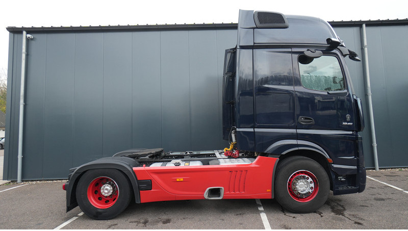 Mercedes-Benz ACTROS 1945 GIGASPACE 727.600KM - Trækker: billede 2 Mercedes-Benz ACTROS 1945 GIGASPACE 727.600KM - Trækker: billede 2