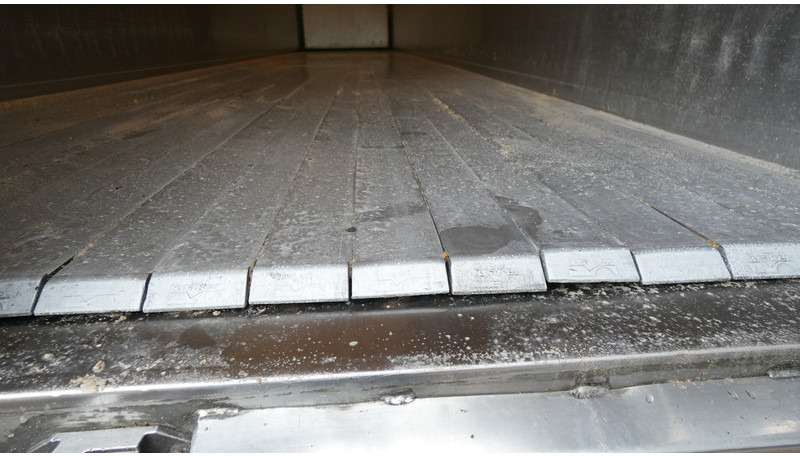Kraker 3 AXLE WALKING FLOOR TRAILER - Walking floor sættevogn: billede 5 Kraker 3 AXLE WALKING FLOOR TRAILER - Walking floor sættevogn: billede 5