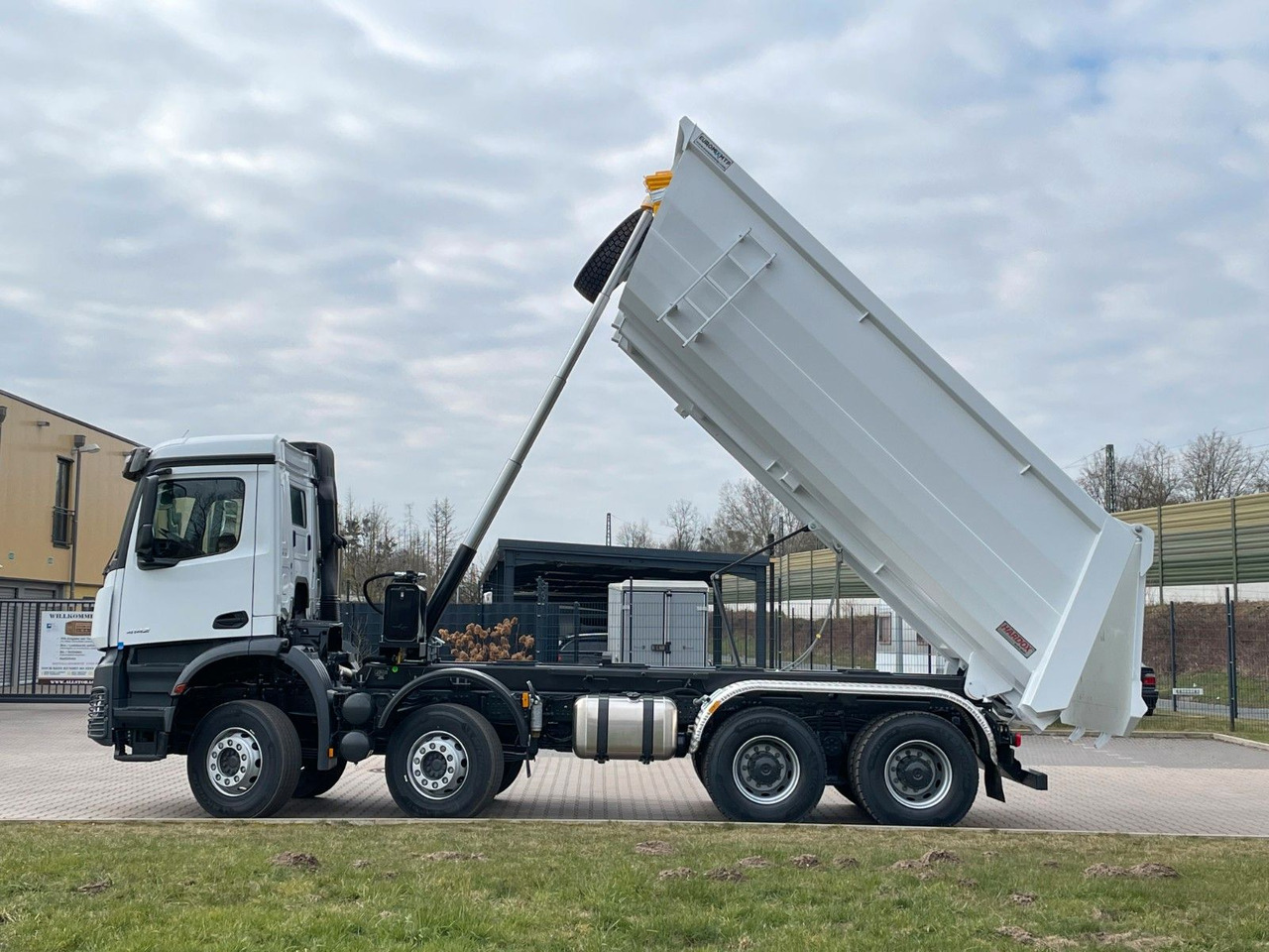 Tipvogn lastbil Mercedes-Benz 4142 8X4  Mulden-  Kipper -  EuromixMTP: billede 11