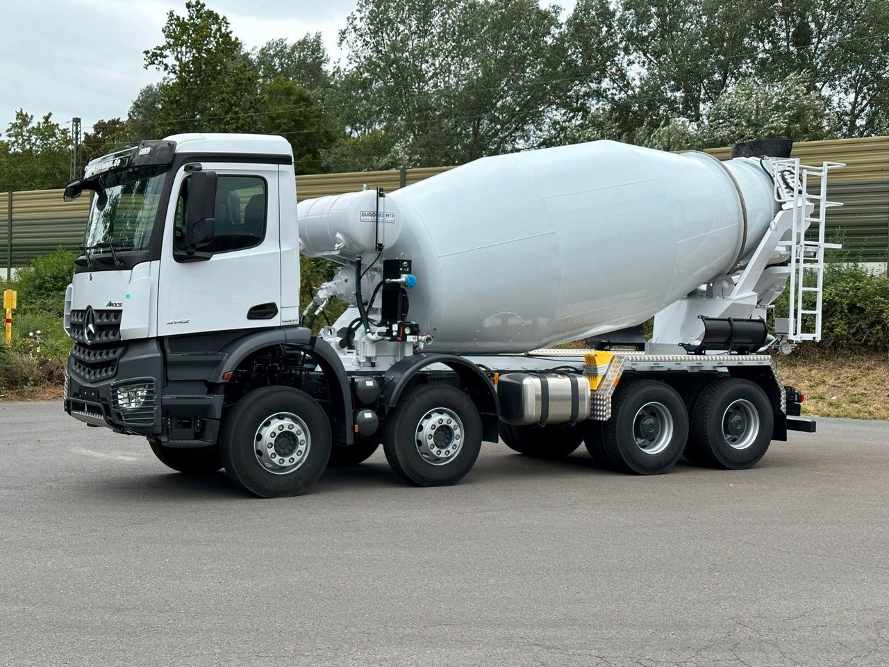 Mercedes-Benz AROCS 5 4142 B 8X4 Euro 3 EuromixMTP EM 10 - Betonbil: billede 3 Mercedes-Benz AROCS 5 4142 B 8X4 Euro 3 EuromixMTP EM 10 - Betonbil: billede 3