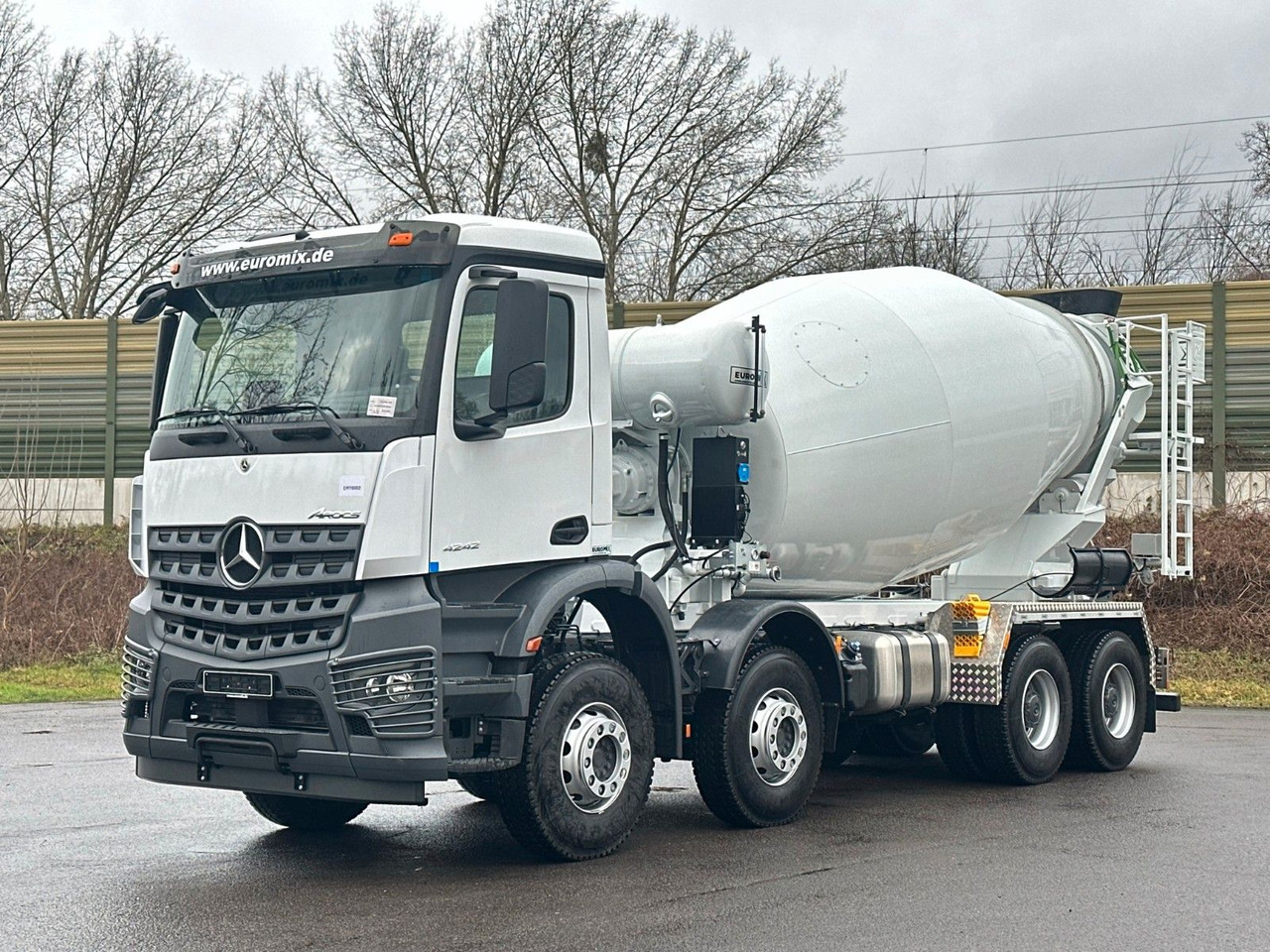 Mercedes-Benz AROCS 5 4242 8x4 Euro5 EuromixMTP EM 12m R - Betonbil: billede 3 Mercedes-Benz AROCS 5 4242 8x4 Euro5 EuromixMTP EM 12m R - Betonbil: billede 3