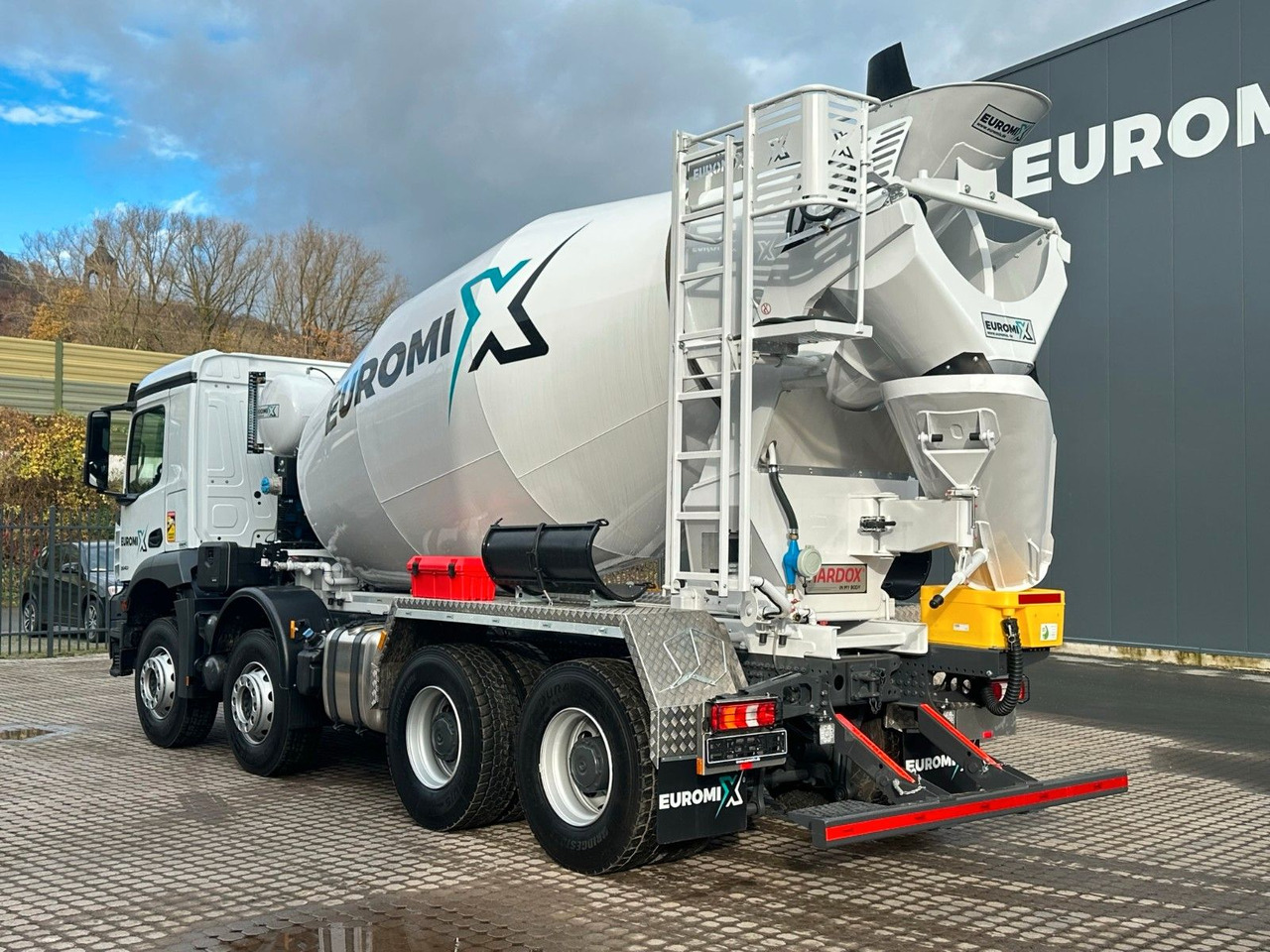 Mercedes-Benz Arocs 5 3540 8x4 EURO 6e EuromixMTP EM 9 L - Betonbil: billede 4 Mercedes-Benz Arocs 5 3540 8x4 EURO 6e EuromixMTP EM 9 L - Betonbil: billede 4