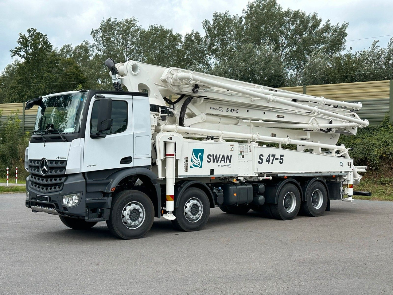 Mercedes-Benz Arocs 5 4142 8x4 SWAN TSP 47-5 160RZ ( 47m ) - Betonpumpe: billede 3 Mercedes-Benz Arocs 5 4142 8x4 SWAN TSP 47-5 160RZ ( 47m ) - Betonpumpe: billede 3