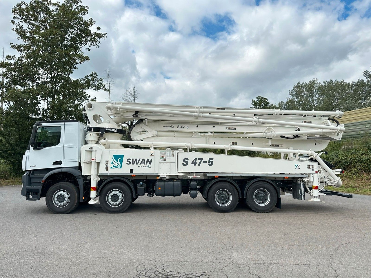 Mercedes-Benz Arocs 5 4142 8x4 SWAN TSP 47-5 160RZ ( 47m ) - Betonpumpe: billede 4 Mercedes-Benz Arocs 5 4142 8x4 SWAN TSP 47-5 160RZ ( 47m ) - Betonpumpe: billede 4