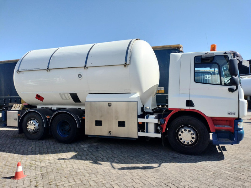 DAF FAN CF75. 6x2 -24030 Liter Gas tank truck ID 2.166 Rootselaar, flowmeter, pump, sunroof on tank - Tankbil: billede 2 DAF FAN CF75. 6x2 -24030 Liter Gas tank truck ID 2.166 Rootselaar, flowmeter, pump, sunroof on tank - Tankbil: billede 2