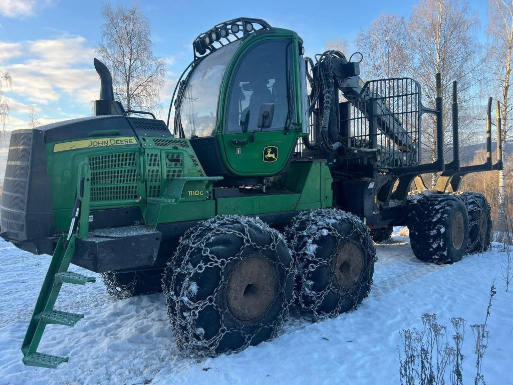 John Deere 1110 G - Udkørselsmaskine: billede 1 John Deere 1110 G - Udkørselsmaskine: billede 1