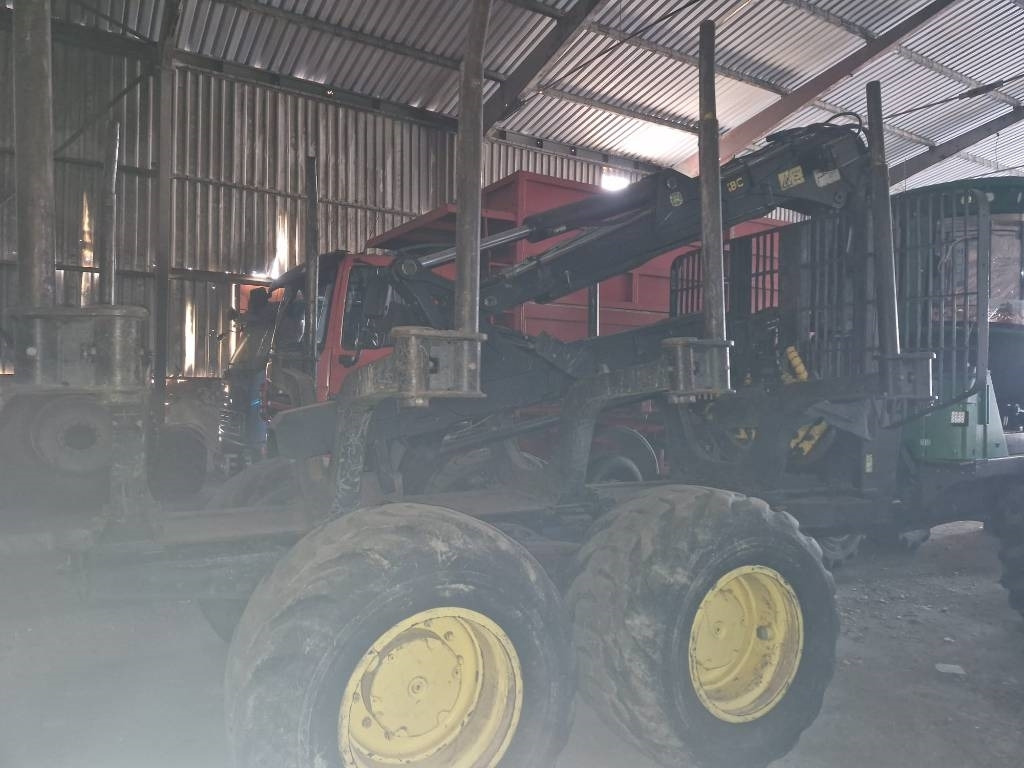 John Deere 1510 E - Udkørselsmaskine: billede 3 John Deere 1510 E - Udkørselsmaskine: billede 3