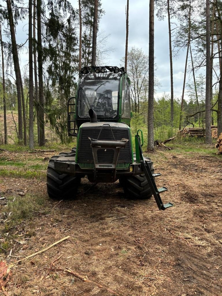 John Deere 810 E - Udkørselsmaskine: billede 3 John Deere 810 E - Udkørselsmaskine: billede 3
