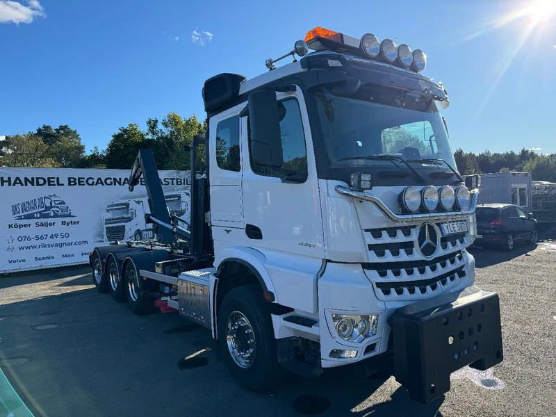 Mercedes-Benz Arocs 3251 8x4*4, JOAB Hook-lift + Plow-equipped, 2017 - Lastbil: billede 1 Mercedes-Benz Arocs 3251 8x4*4, JOAB Hook-lift + Plow-equipped, 2017 - Lastbil: billede 1