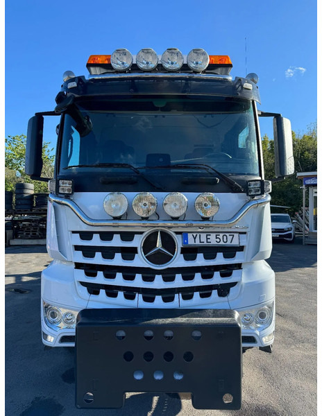 Mercedes-Benz Arocs 3251 8x4*4, JOAB Hook-lift + Plow-equipped, 2017 - Lastbil: billede 2 Mercedes-Benz Arocs 3251 8x4*4, JOAB Hook-lift + Plow-equipped, 2017 - Lastbil: billede 2