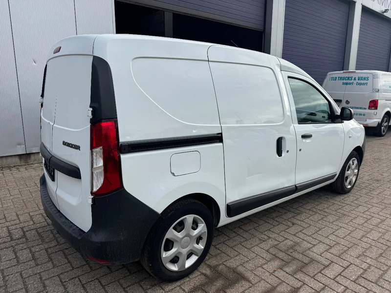 Dacia Dokker **EURO 6B-1461CC** - Små varebil: billede 4 Dacia Dokker **EURO 6B-1461CC** - Små varebil: billede 4