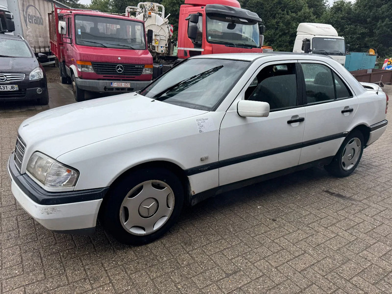 Mercedes-Benz C-Klasse **C250DIESEL** - Sedan: billede 1 Mercedes-Benz C-Klasse **C250DIESEL** - Sedan: billede 1