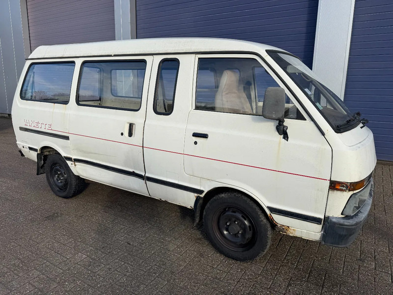 Nissan Vanette **DIESEL-FRANCH ORIGINE** - Små varebil: billede 3 Nissan Vanette **DIESEL-FRANCH ORIGINE** - Små varebil: billede 3