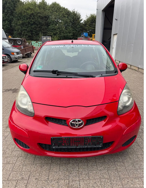 Toyota Aygo **5DOORS-BELGIAN CAR** - Hatchback: billede 2 Toyota Aygo **5DOORS-BELGIAN CAR** - Hatchback: billede 2