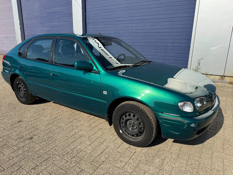Toyota Corolla **5DOORS-PETROL-BELGIAN CAR-1A** - Sedan: billede 3 Toyota Corolla **5DOORS-PETROL-BELGIAN CAR-1A** - Sedan: billede 3