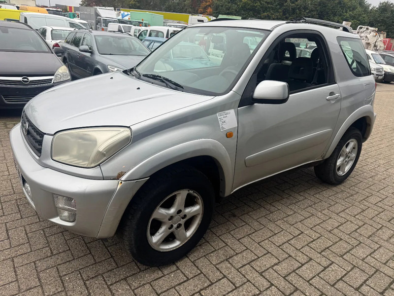 Toyota RAV4 **PETROL-AIRCO** - Bil: billede 1 Toyota RAV4 **PETROL-AIRCO** - Bil: billede 1