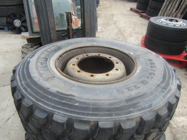 465/65/22.5 MICHELIN TRACK GRIP TYRE WITH RIM - Dæk for Lastbil: billede 2 465/65/22.5 MICHELIN TRACK GRIP TYRE WITH RIM - Dæk for Lastbil: billede 2