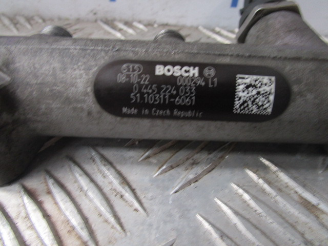 MAN TGL DO834 LFL54 BOSCH FUEL RAIL P/NO 0445224033 - Motor og reservedele for Lastbil: billede 2 MAN TGL DO834 LFL54 BOSCH FUEL RAIL P/NO 0445224033 - Motor og reservedele for Lastbil: billede 2