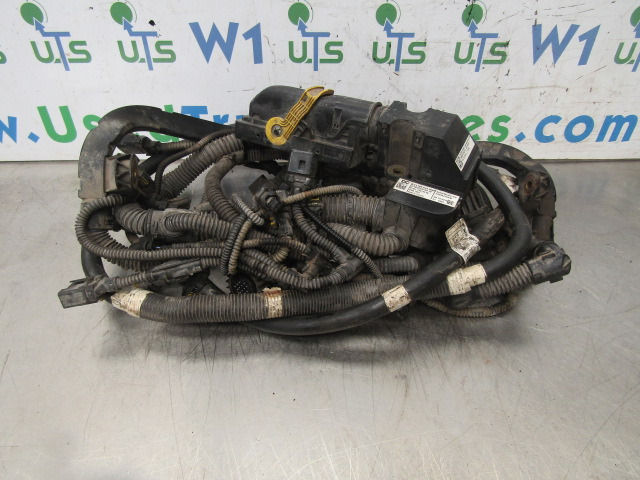 MERCEDES ACTROS MP4 OM471-6 ENGINE ECU WIRING HARNESS P/NO 471 150 5956 - Elektrisk system for Lastbil: billede 1 MERCEDES ACTROS MP4 OM471-6 ENGINE ECU WIRING HARNESS P/NO 471 150 5956 - Elektrisk system for Lastbil: billede 1