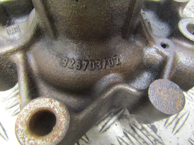 MITSUBISHI 4M50 BOSCH FUEL PUMP P/NO 0445 020 050 / ME225083 - Brændstofsystem for Lastbil: billede 1 MITSUBISHI 4M50 BOSCH FUEL PUMP P/NO 0445 020 050 / ME225083 - Brændstofsystem for Lastbil: billede 1