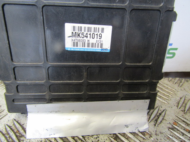 MITSUBISHI CANTER CONTROL MODULE P/NO MK541019 - Kontrol blok for Lastbil: billede 2 MITSUBISHI CANTER CONTROL MODULE P/NO MK541019 - Kontrol blok for Lastbil: billede 2
