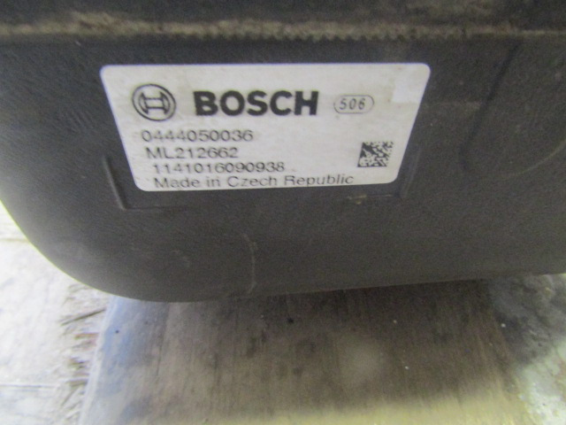 MITSUBISHI FUSO 7C15 AD BLUE TANK COMPLETE P/NO ML212662 - Brændstoftank for Lastbil: billede 3 MITSUBISHI FUSO 7C15 AD BLUE TANK COMPLETE P/NO ML212662 - Brændstoftank for Lastbil: billede 3