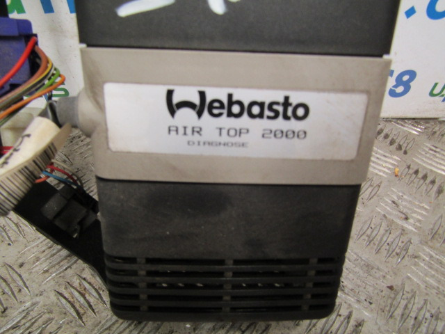 RENAULT MIDLUM CAB NIGHT HEATER TYPE WEBASTO AIR TOP 2000 - Førerhus og interiør for Lastbil: billede 2 RENAULT MIDLUM CAB NIGHT HEATER TYPE WEBASTO AIR TOP 2000 - Førerhus og interiør for Lastbil: billede 2
