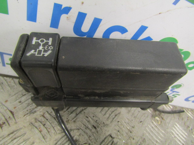 RENAULT MIDLUM DCI PTO IN CAB CONTROL - Førerhus og interiør for Lastbil: billede 3 RENAULT MIDLUM DCI PTO IN CAB CONTROL - Førerhus og interiør for Lastbil: billede 3