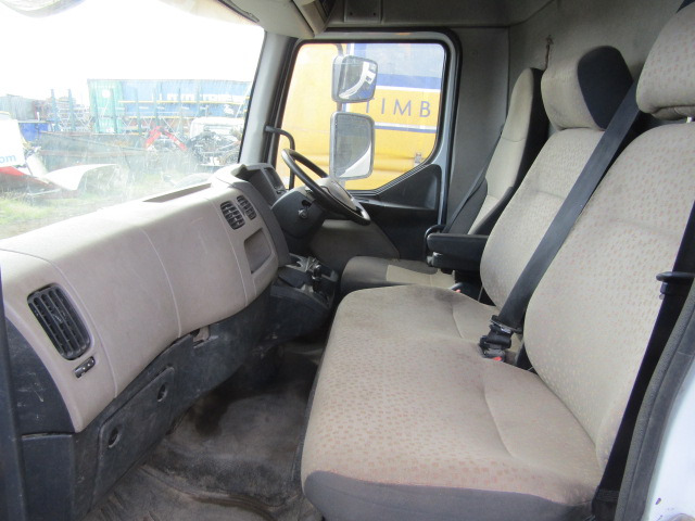 RENAULT MIDLUM DXI 7.5T CAB (2013) - Førerhus for Lastbil: billede 3 RENAULT MIDLUM DXI 7.5T CAB (2013) - Førerhus for Lastbil: billede 3