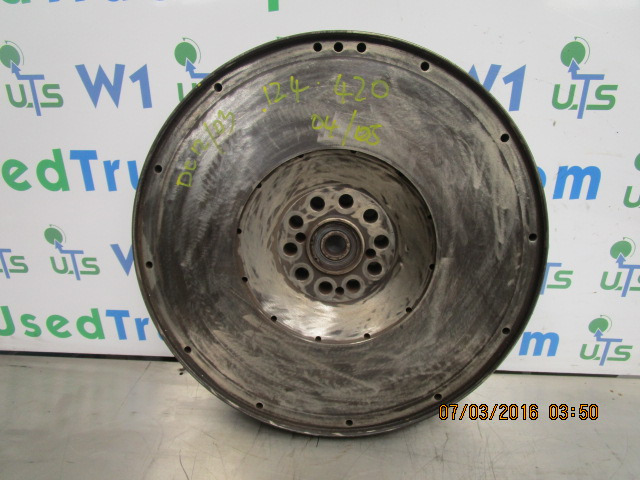 SCANIA 124 420 DC1203 FLYWHEEL - Motor og reservedele for Lastbil: billede 1 SCANIA 124 420 DC1203 FLYWHEEL - Motor og reservedele for Lastbil: billede 1