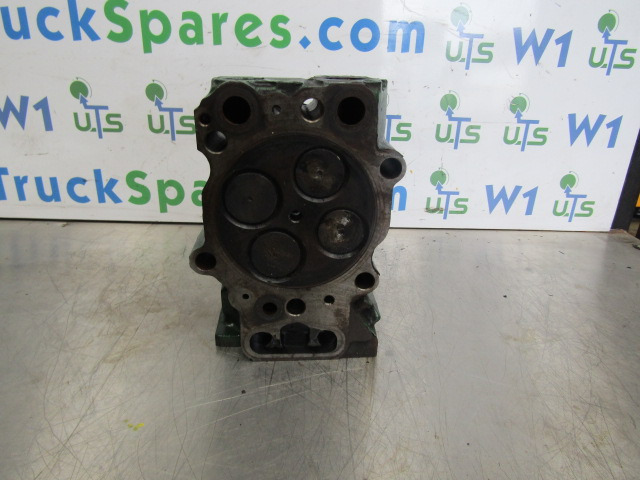 SCANIA 144/164 V8 CYLINDER HEAD - Motor og reservedele for Lastbil: billede 3 SCANIA 144/164 V8 CYLINDER HEAD - Motor og reservedele for Lastbil: billede 3