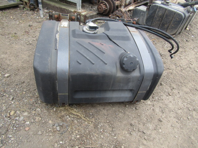 VOLVO FE FUEL TANK 300 LITRE P/NO 20823454 - Brændstoftank for Lastbil: billede 4 VOLVO FE FUEL TANK 300 LITRE P/NO 20823454 - Brændstoftank for Lastbil: billede 4