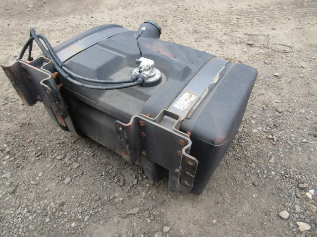 VOLVO FE FUEL TANK 300 LITRE P/NO 20823454 - Brændstoftank for Lastbil: billede 2 VOLVO FE FUEL TANK 300 LITRE P/NO 20823454 - Brændstoftank for Lastbil: billede 2