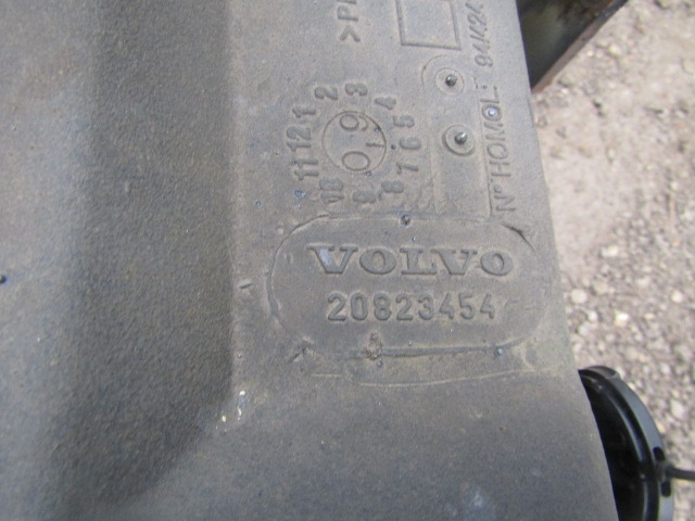 VOLVO FE FUEL TANK 300 LITRE P/NO 20823454 - Brændstoftank for Lastbil: billede 3 VOLVO FE FUEL TANK 300 LITRE P/NO 20823454 - Brændstoftank for Lastbil: billede 3