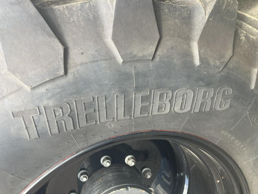 Fendt 828 Profi Plus - Traktor: billede 4 Fendt 828 Profi Plus - Traktor: billede 4