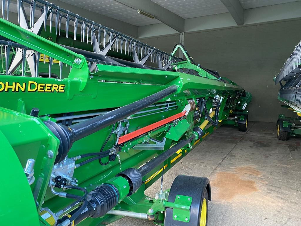 John Deere 740 PREMIUM FLOW - 12,20 M - Skærebord til korn: billede 2 John Deere 740 PREMIUM FLOW - 12,20 M - Skærebord til korn: billede 2