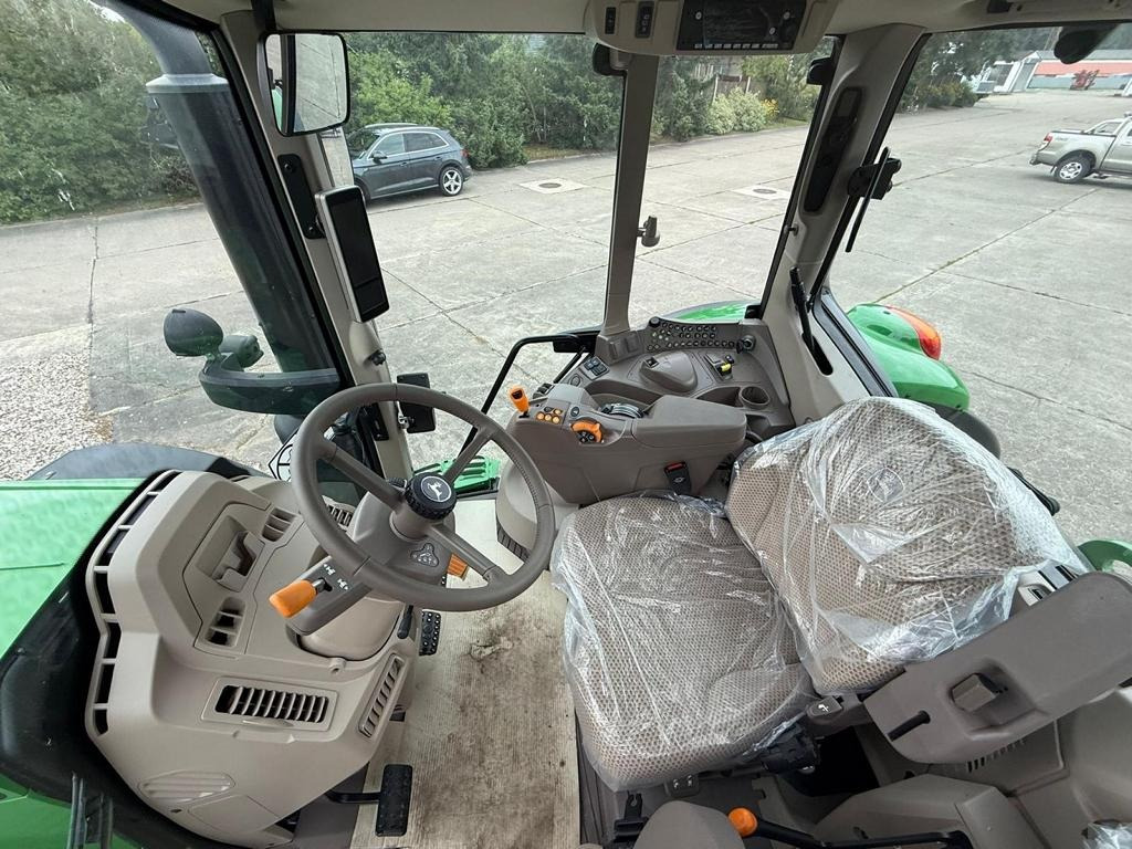 John Deere TRAKTOR 6195M MIT KABINE - Traktor: billede 3 John Deere TRAKTOR 6195M MIT KABINE - Traktor: billede 3