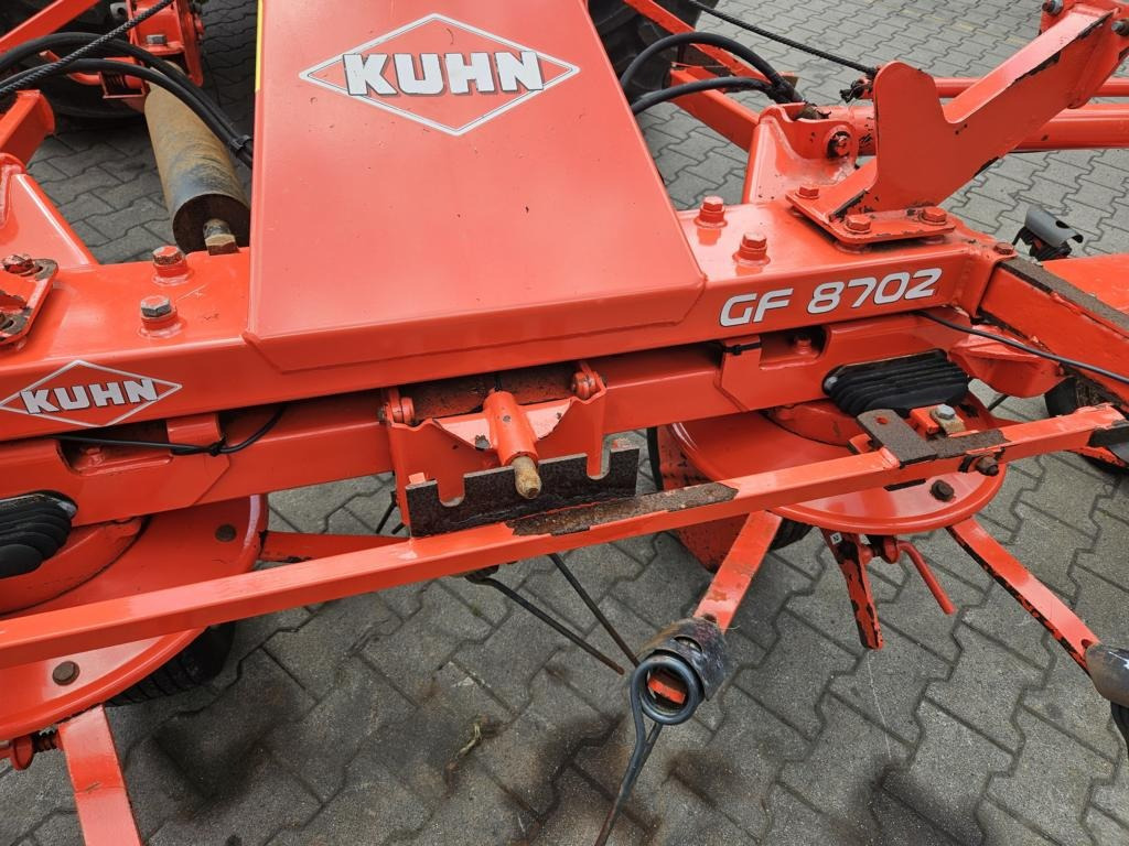 Kuhn GF 8702 - Høvender: billede 5 Kuhn GF 8702 - Høvender: billede 5