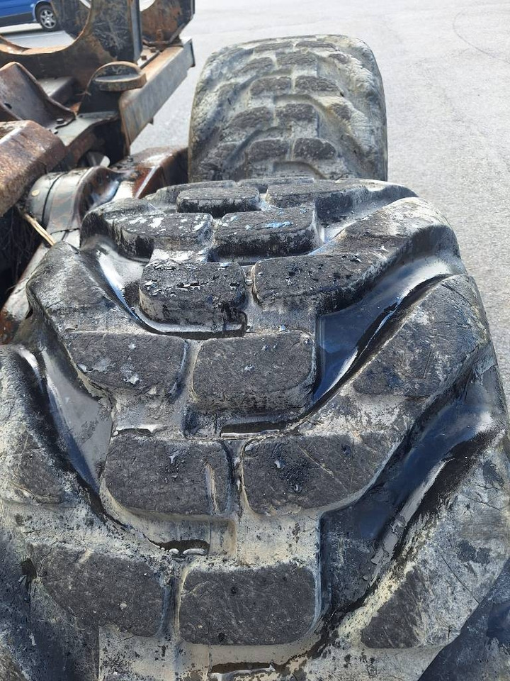 Udkørselsmaskine Komatsu 875: billede 15 Udkørselsmaskine Komatsu 875: billede 15