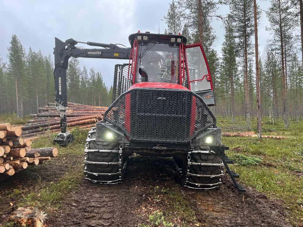 Komatsu 875 - Udkørselsmaskine: billede 1 Komatsu 875 - Udkørselsmaskine: billede 1