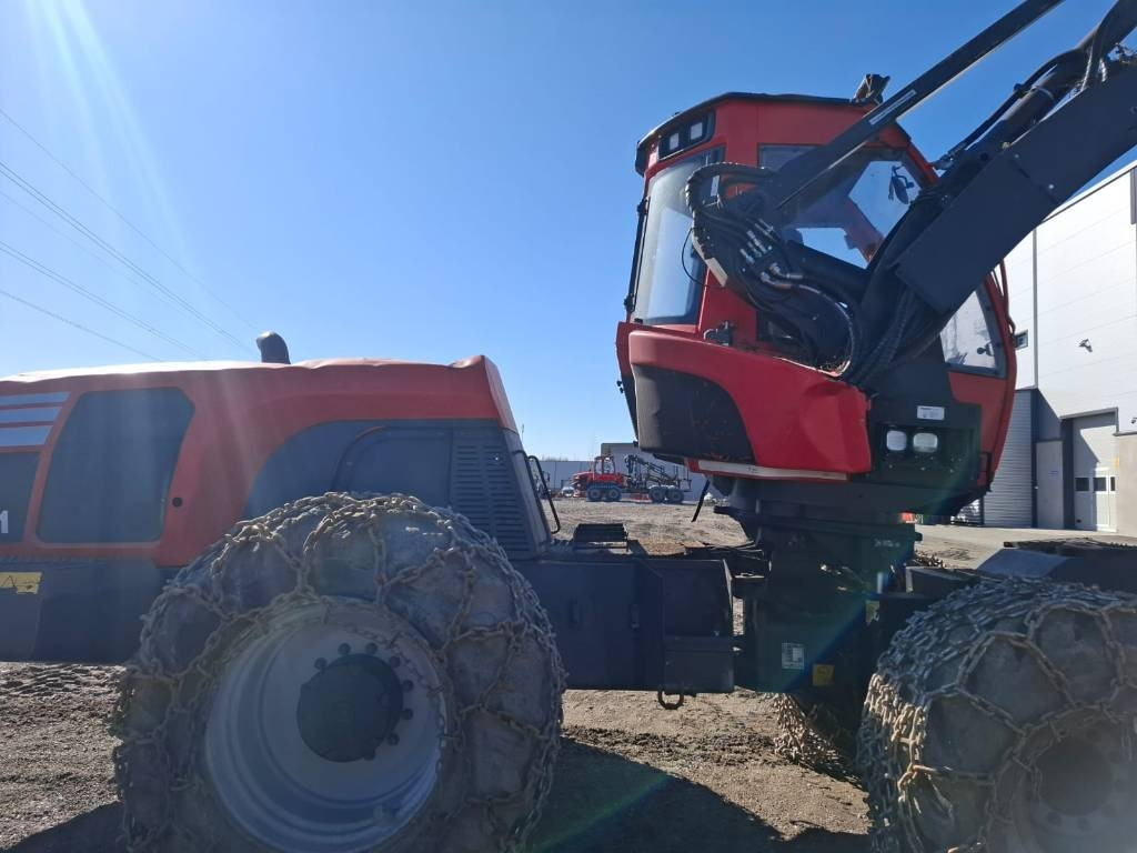 Komatsu 911 - Skovmaskine: billede 2 Komatsu 911 - Skovmaskine: billede 2