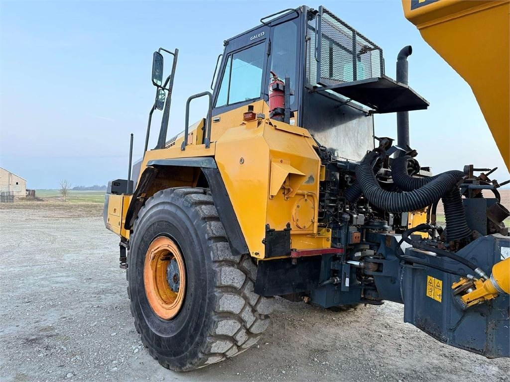 Knækstyret dumper Komatsu HM 400-2: billede 16